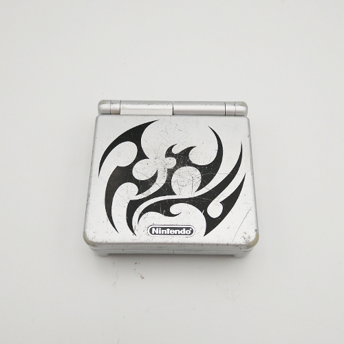 Gameboy Advance SP Konsol - Model AGS-101 - Tribal - SNR XEH5020309 (C Grade) (Genbrug)